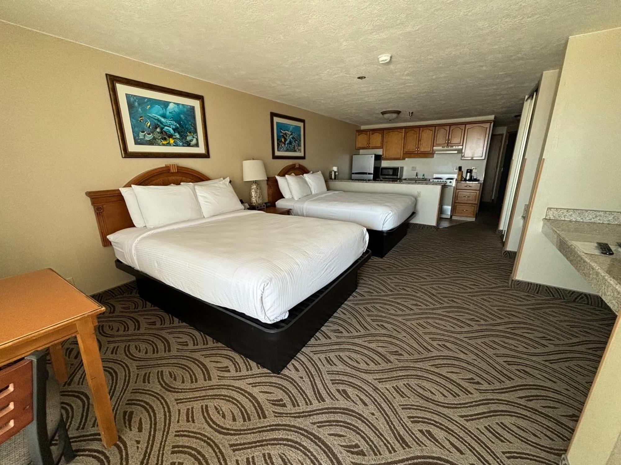 Promenade Inn & Suites Oceanfront 시사이드 외부 사진